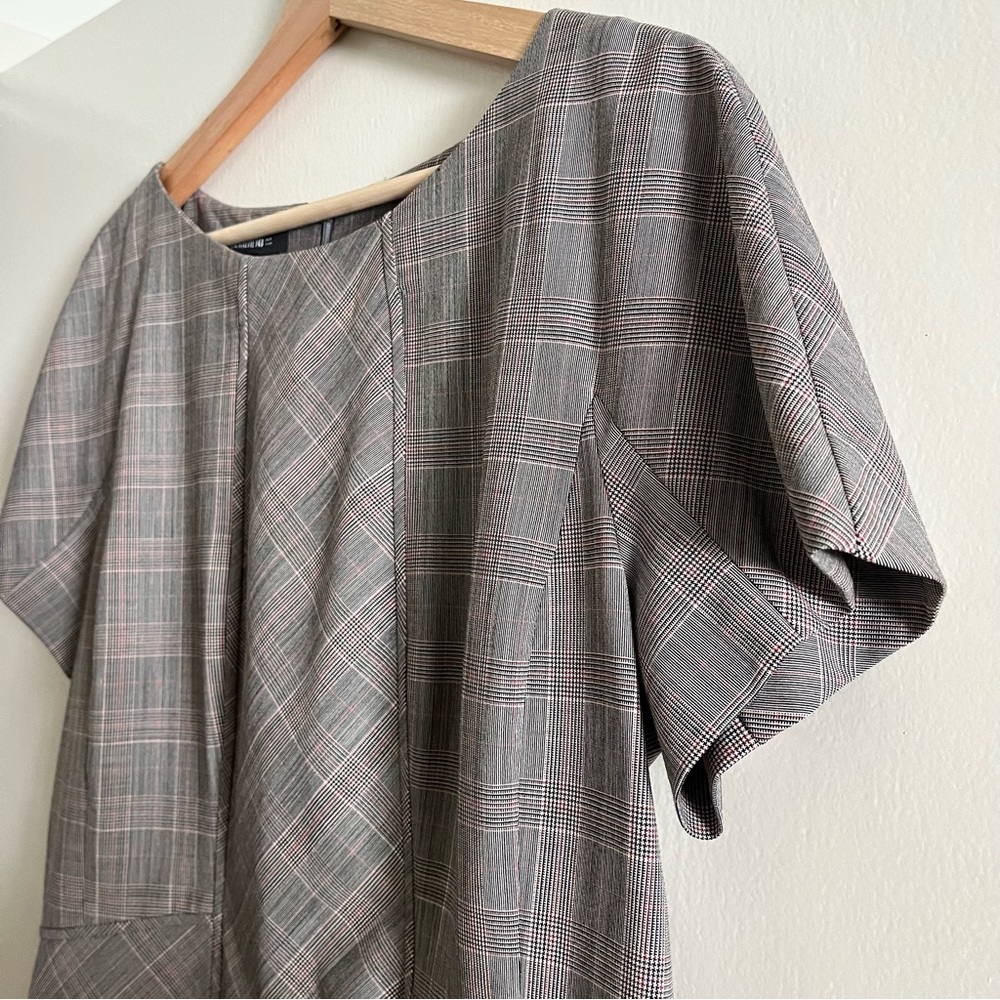 Lafayette 148 Short Sleeve Plaid Window Pane Blouse - Picture 6 of 10